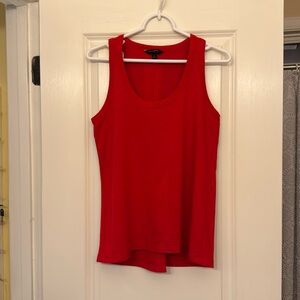 Red scoop-neck tank